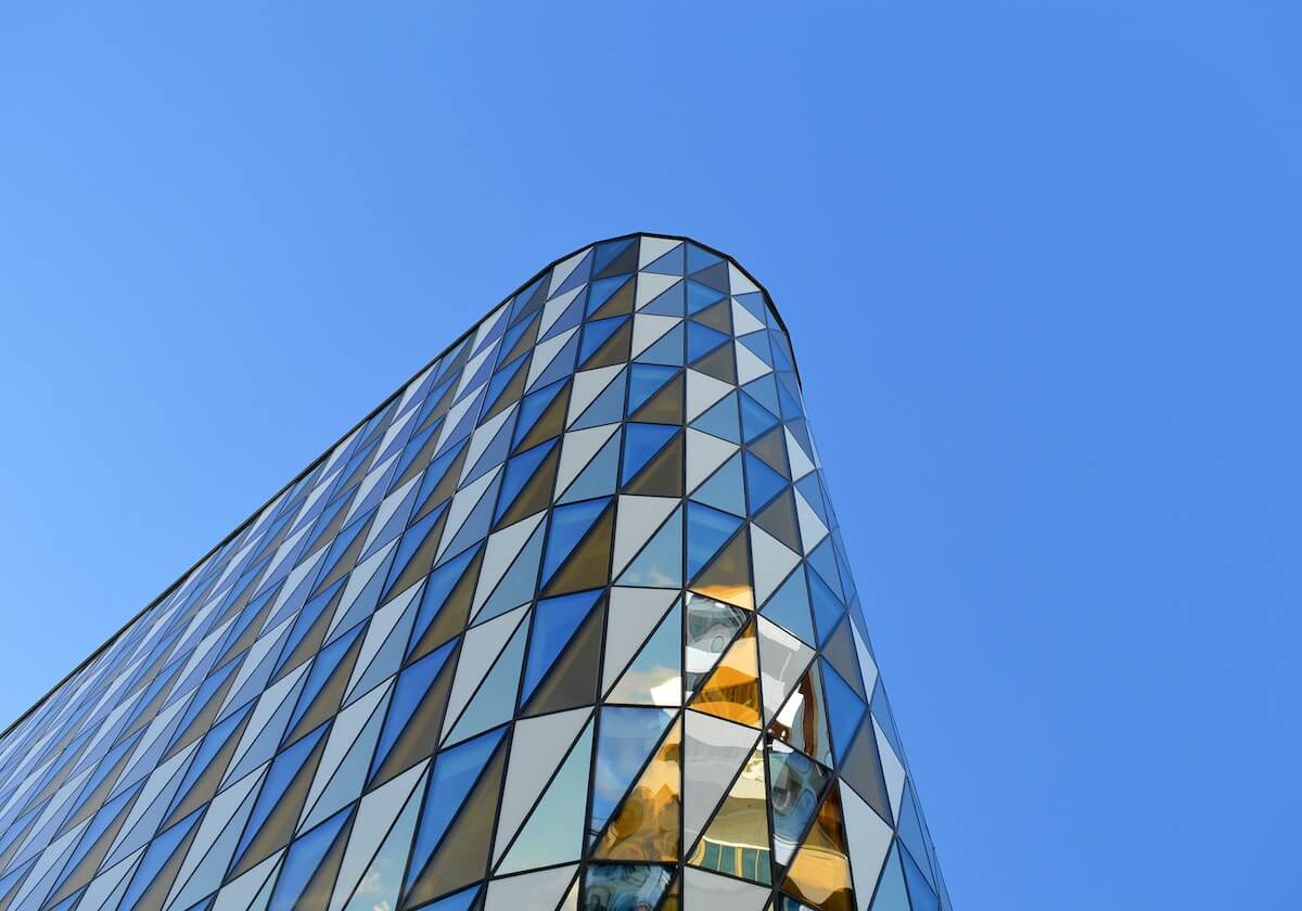 这是真爱！阿耶莎言论引发争议！库里表态力挺，拍卖球鞋声援爱妻